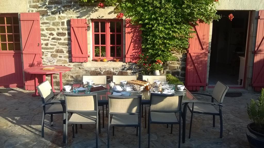 Au Jardin D'Eloise Bed and Breakfast Tremereuc Εξωτερικό φωτογραφία