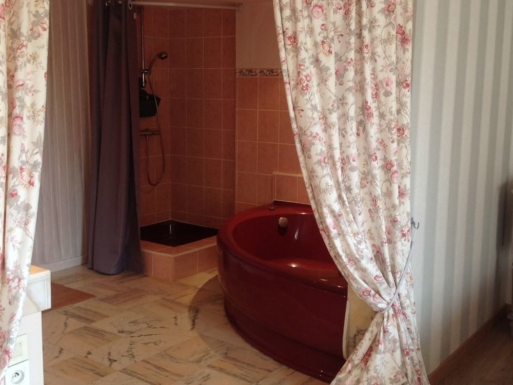 Au Jardin D'Eloise Bed and Breakfast Tremereuc Εξωτερικό φωτογραφία