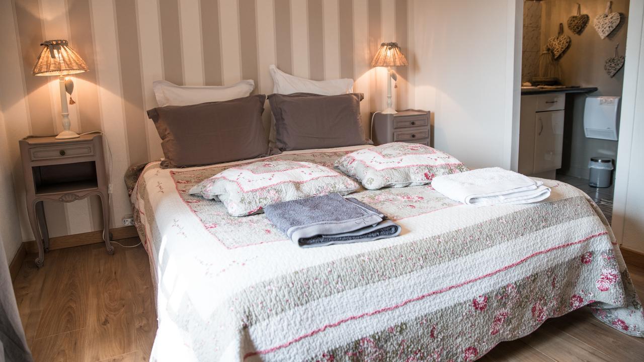 Au Jardin D'Eloise Bed and Breakfast Tremereuc Εξωτερικό φωτογραφία