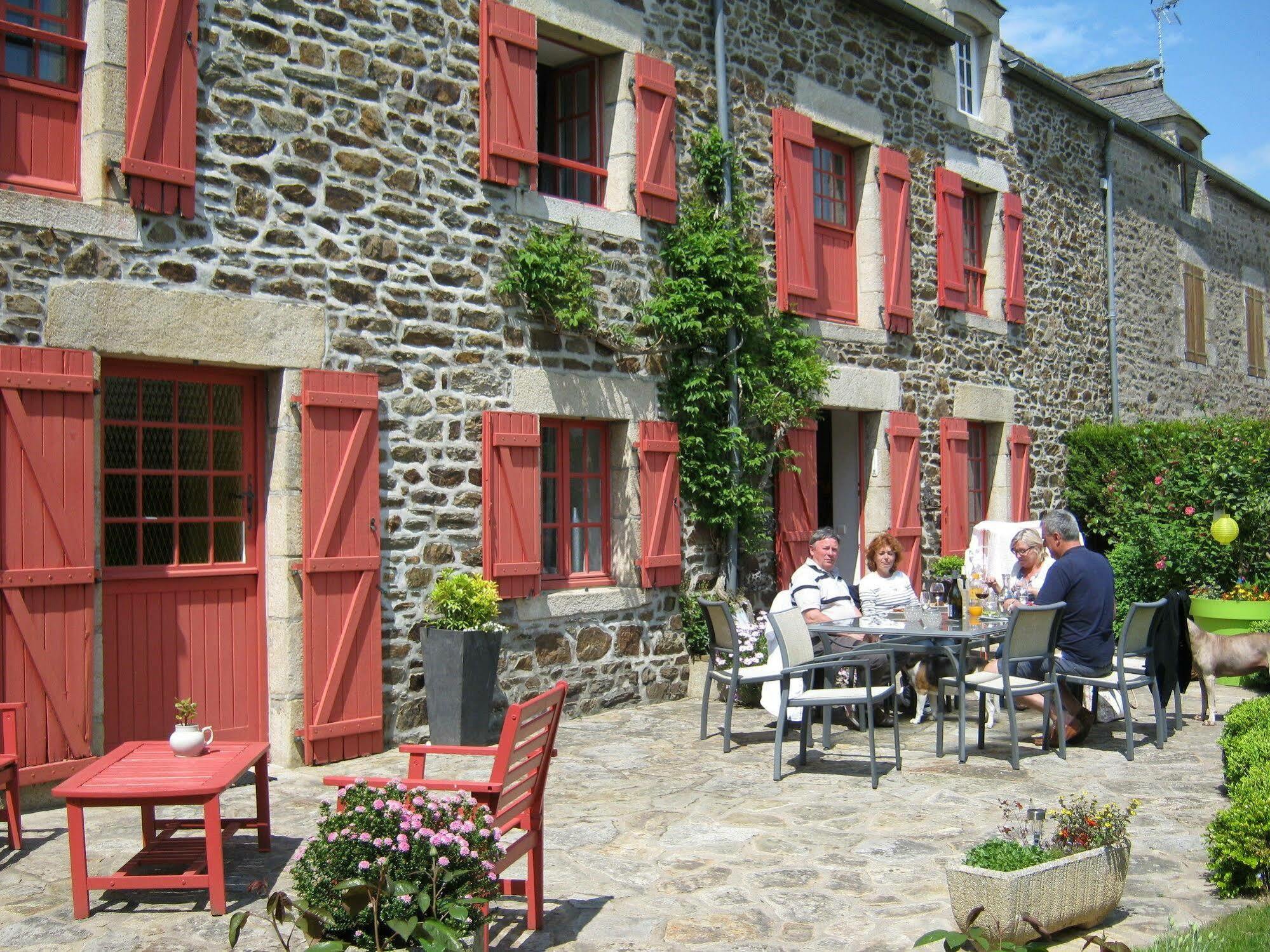 Au Jardin D'Eloise Bed and Breakfast Tremereuc Εξωτερικό φωτογραφία